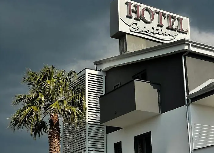 Hotel Cristian